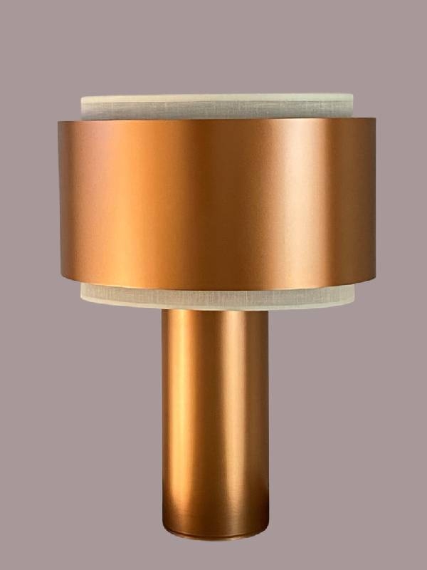 Metal table lamp with ...